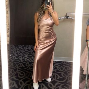 ROSE GOLD SATIN STRAPPY BACK
PROM DRESS